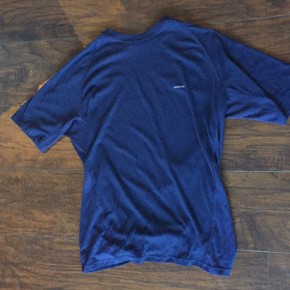 Patagonia men´s navy blue short sleeve t-shirt